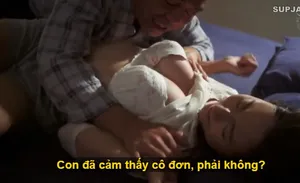 Thấy con trai mãi mê công việc để bạn gái của con trai cô đơn, bố ông xã làm liều đè xoạc con dâu