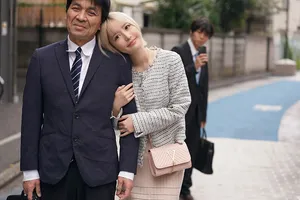Vợ sắp cưới thằng bạn thân dùng mỹ nhân kế khi bị tôi phát hiện làm “sugar baby”